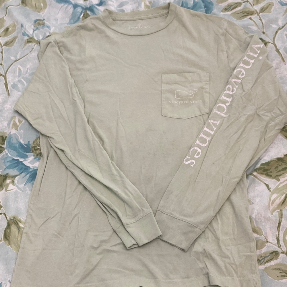 Vineyard Vines woman’s Sage Long Sleeve Tee